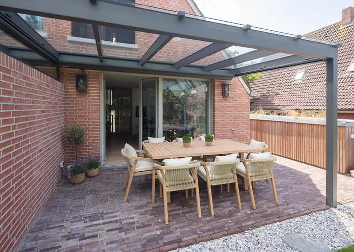 別荘 Strandhaus Suedwesthoern ノルダーナイ